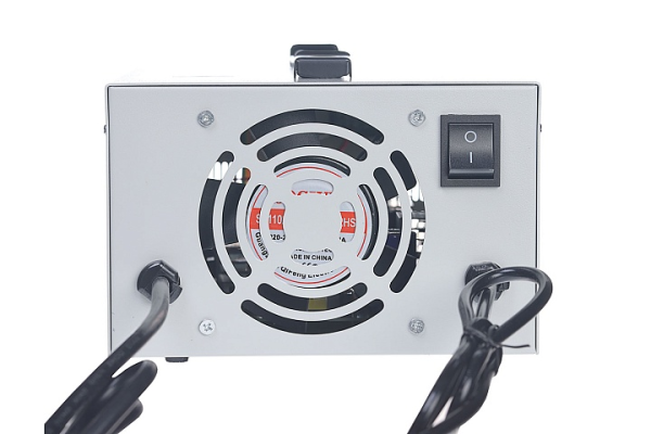 Зарядное устройство Gelbert для свинцовых аккумуляторов 60V100A/Н (15A)