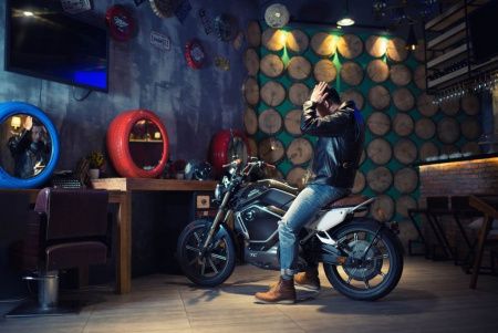 Электромотоцикл Super Soco TC зеленый